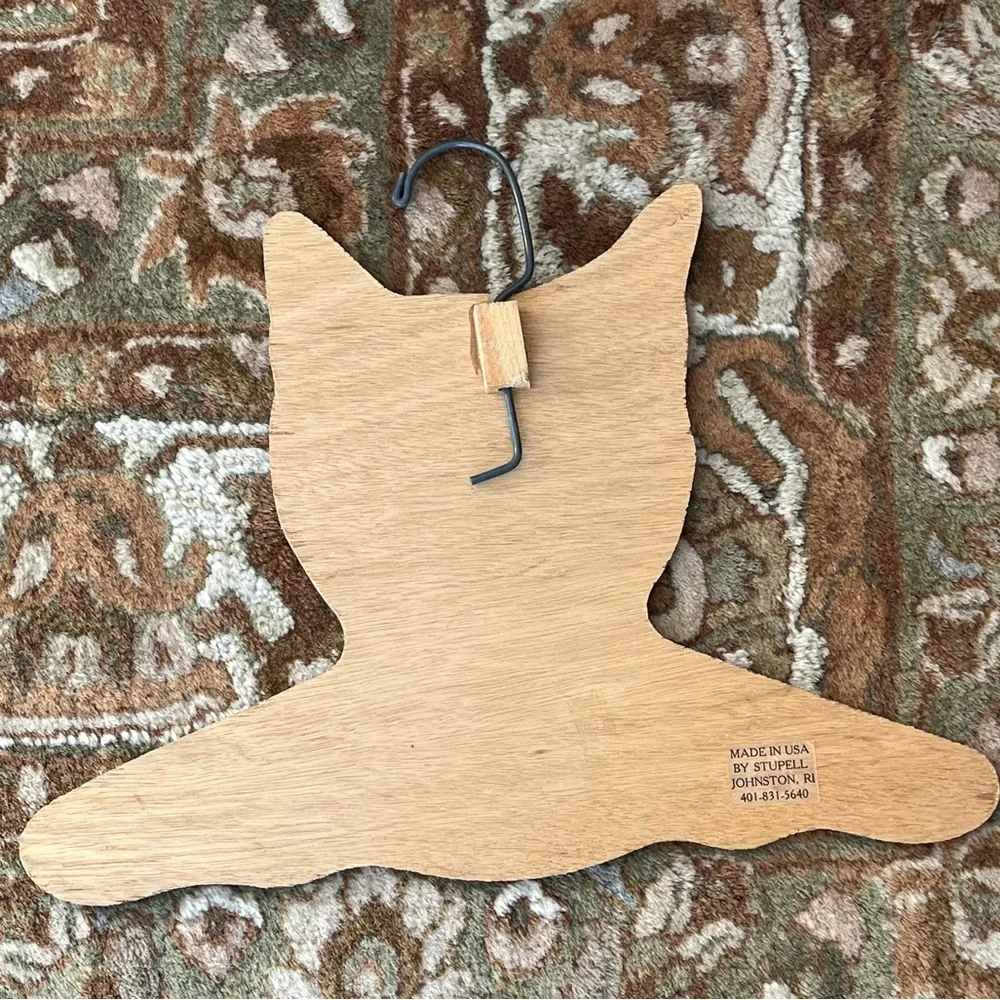 Vintage Annie Stupell Cat Wood Hanger 🐱 Animal Wooden Display Decor Made in USA